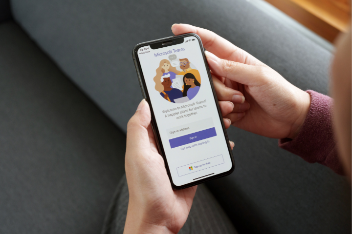 Get Facebook Fans Into Loyal Customers