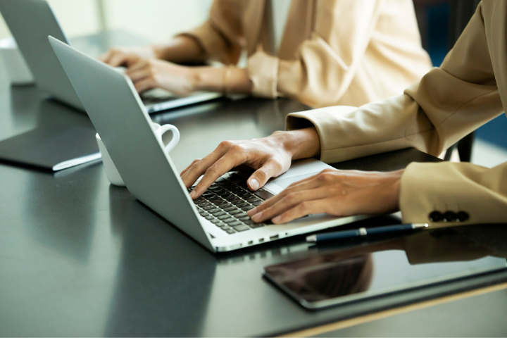 Native English Speakers For Customer Service Tasks