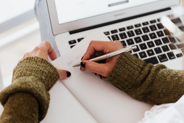 Startups Delegate Tasks To VAs