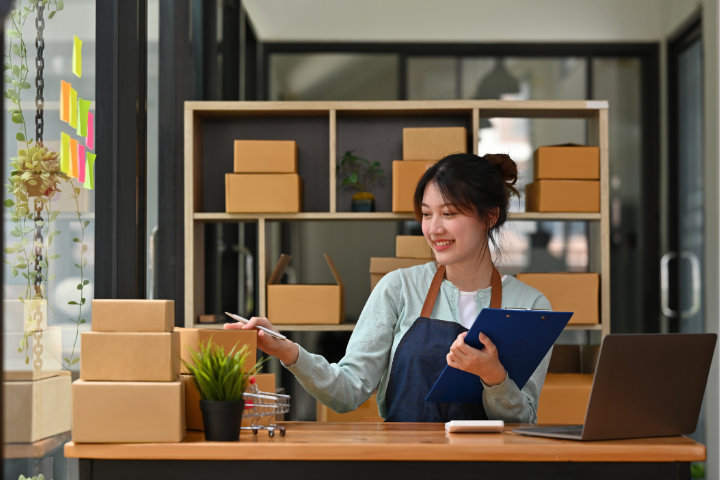 Discover The Benefits Of Hiring An Amazon Assistant