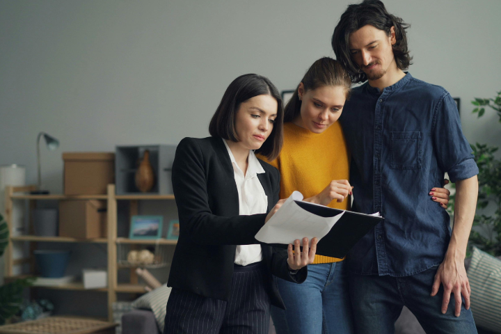 What Does A Virtual Real Estate Assistant Do More Happy Clients