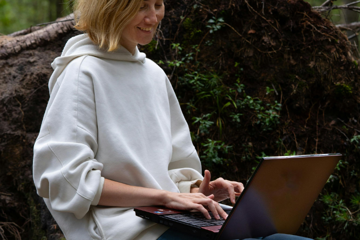 Work Anywhere And The Best Ways Of Making Money