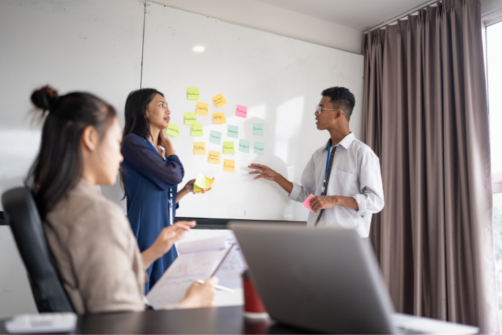 Manage Various Virtual Assistants At A Meeting