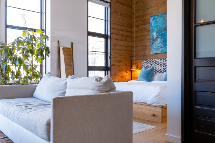 How To Get More Reviews On Airbnb – Bedroom Space
