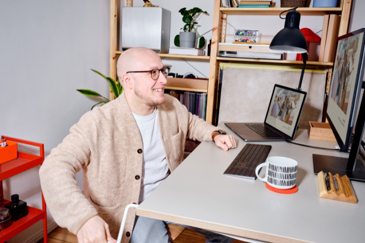 Companies Hiring Remote Graphic Designers Like Graeme