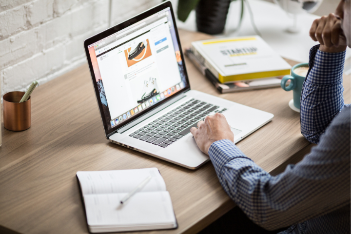 Low Cost Virtual Assistant Working Remotely
