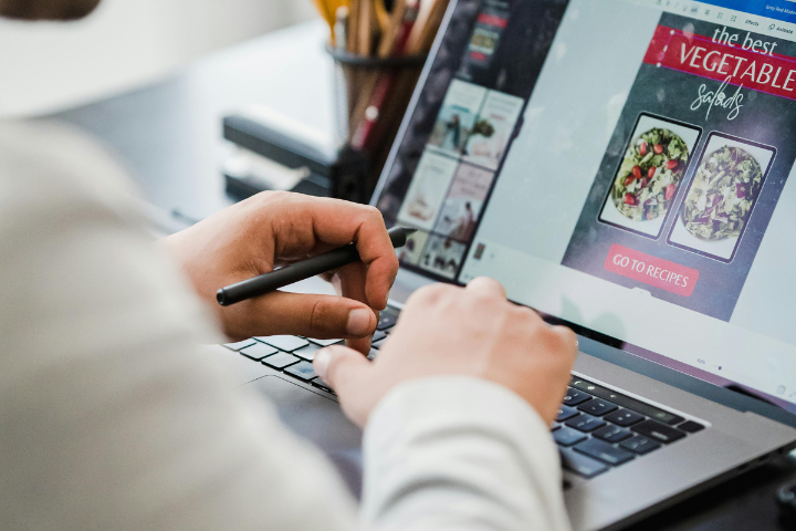 VA Working On Graphic Design Project For Adversting & Marketing