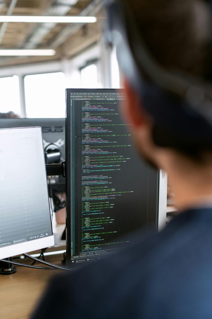 A Remote Ios Developer Working On A PC